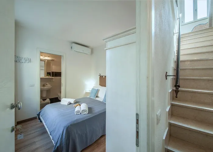 Rocca Doria ゲストハウス カステルサルド